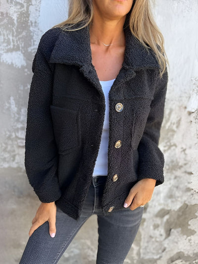 Léa™ Elegant & Warm Mantel